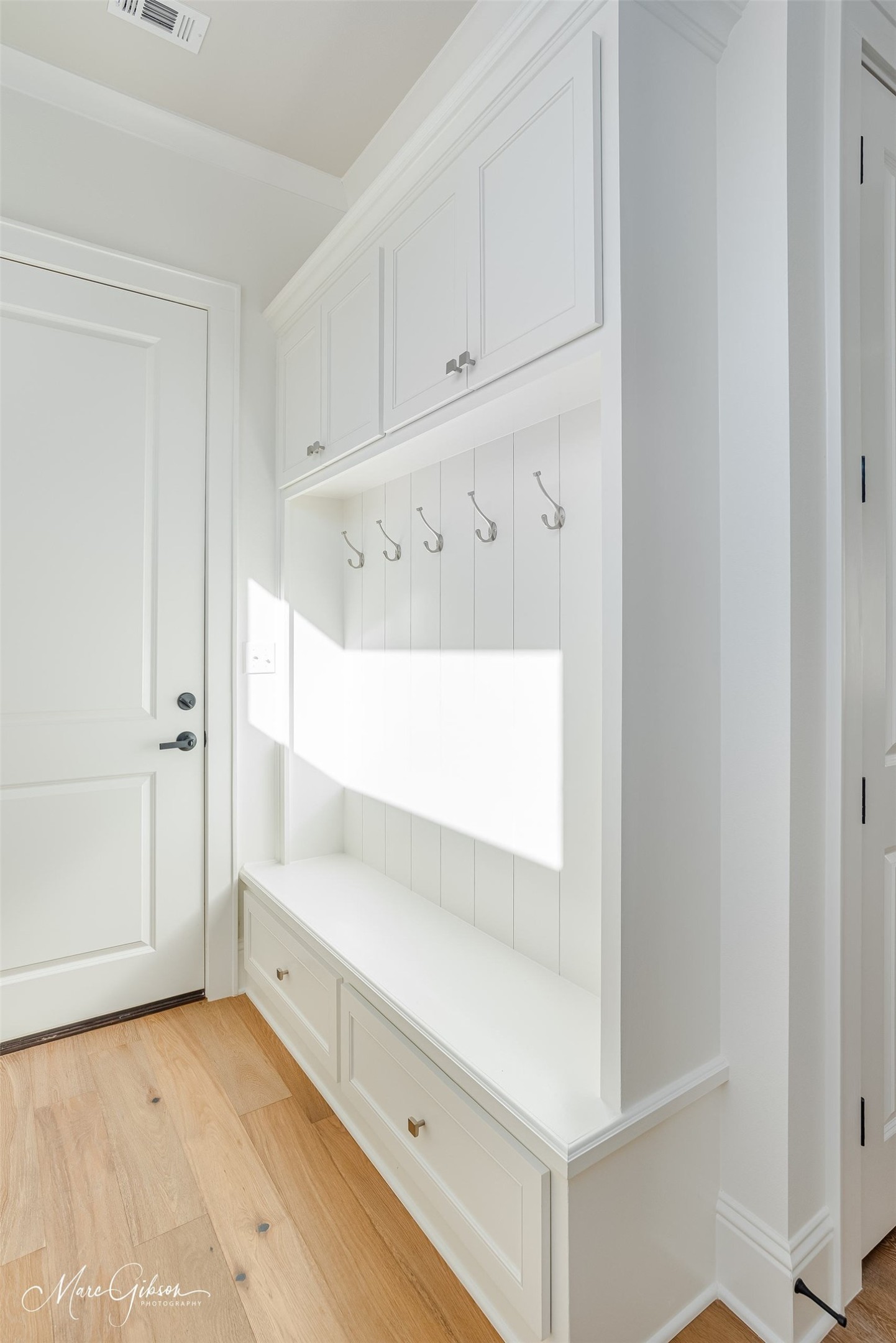 10911 Whispering Path