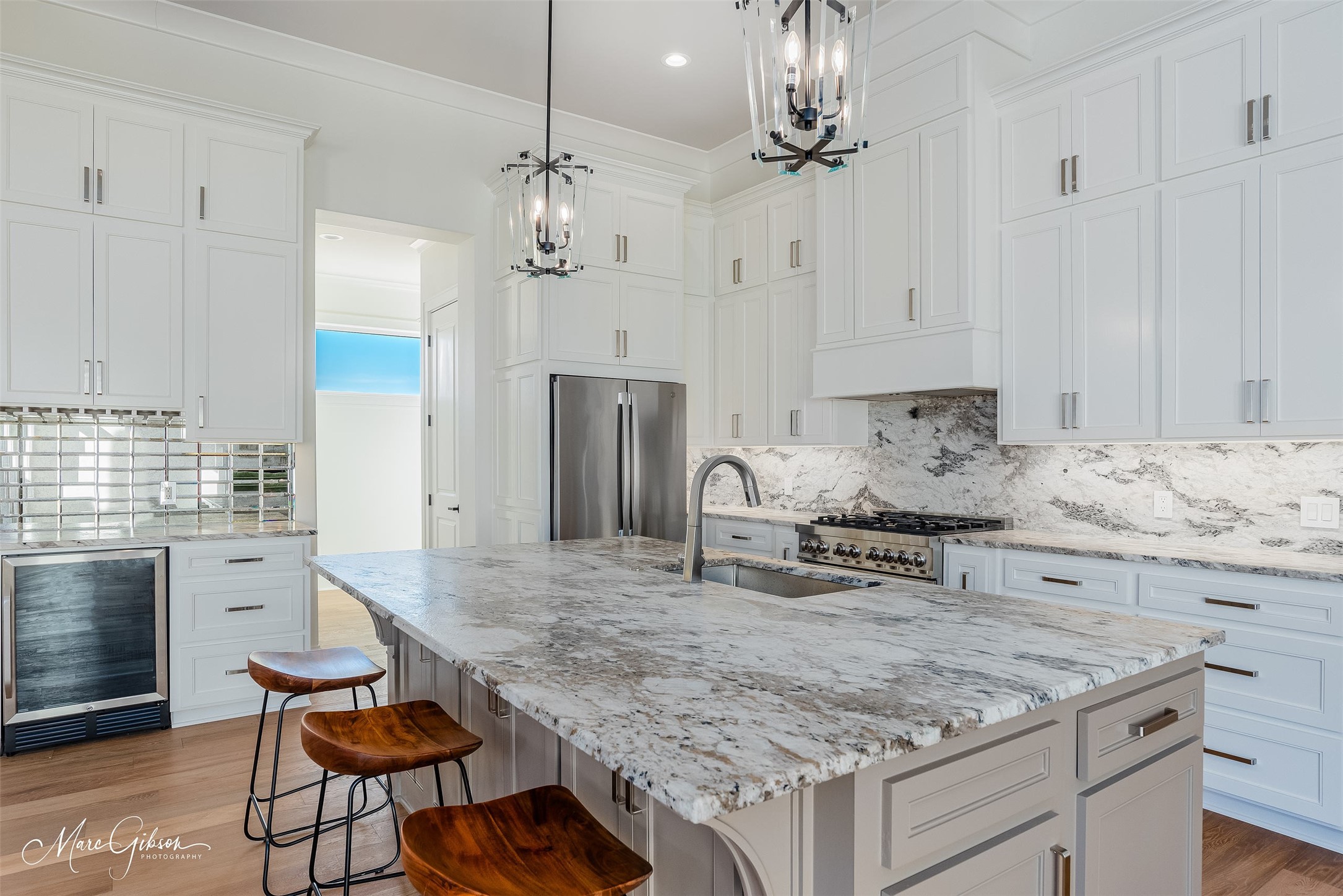 10911 Whispering Path