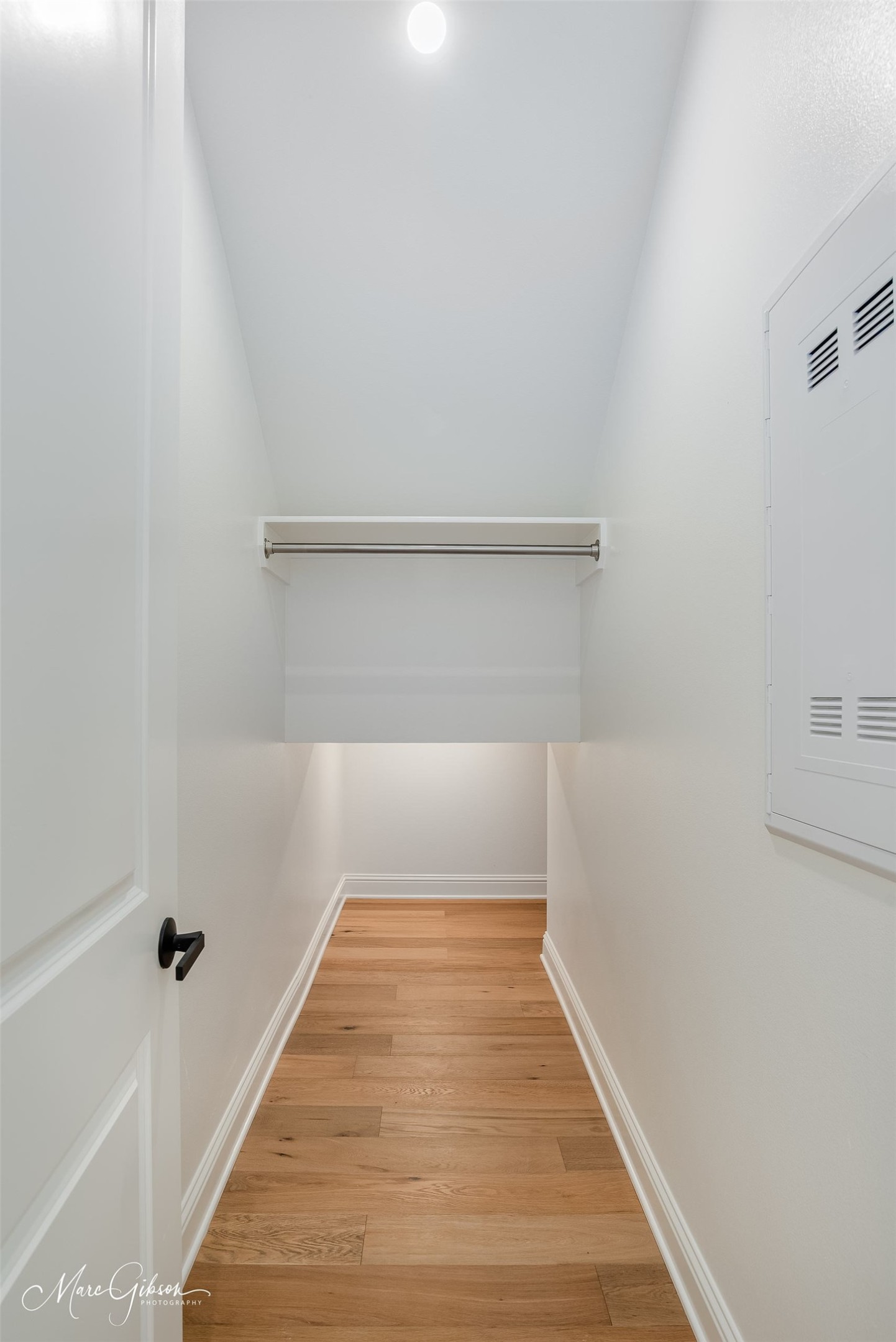 10911 Whispering Path