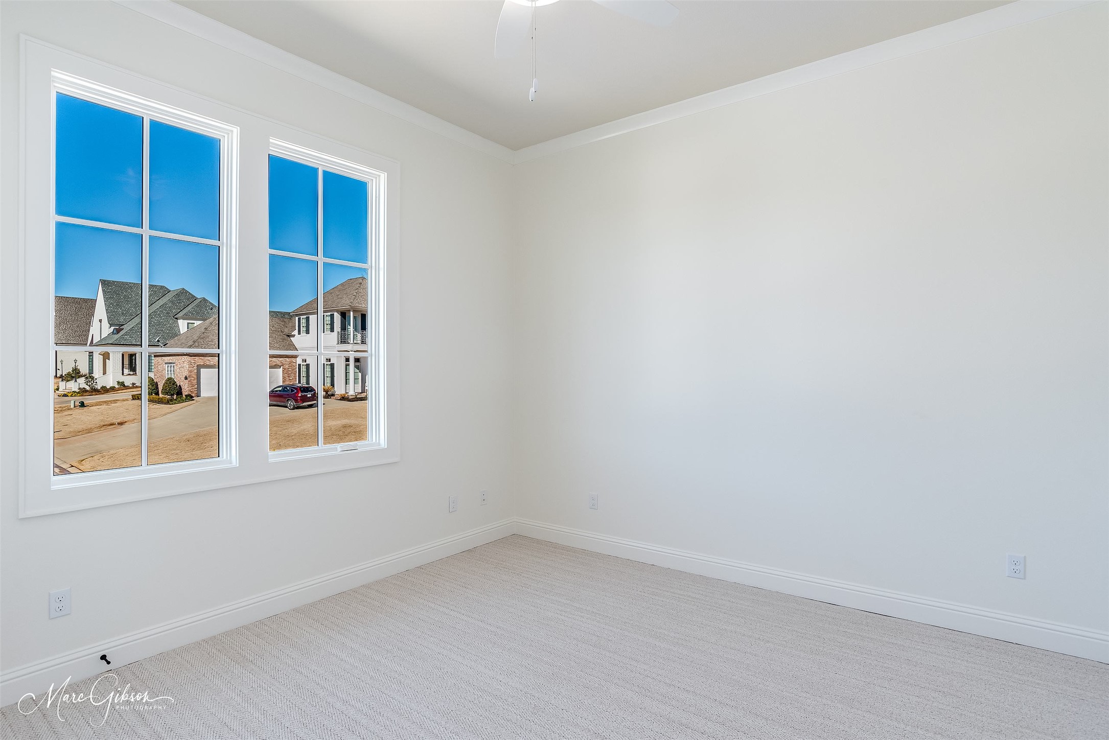 10911 Whispering Path