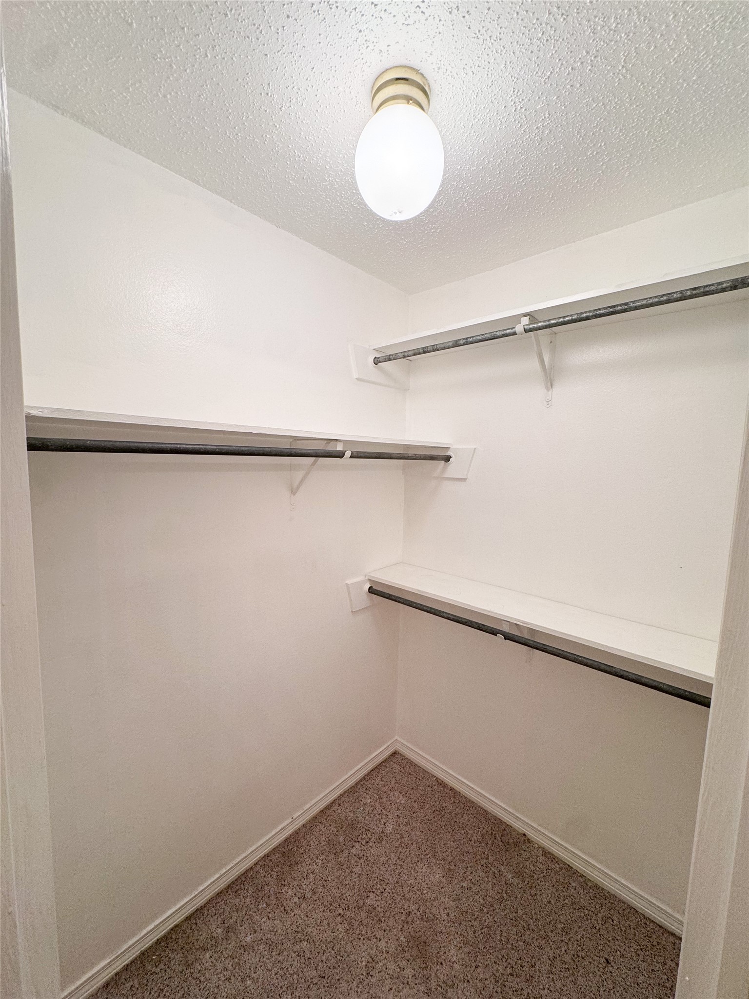 3815 Eames Circle