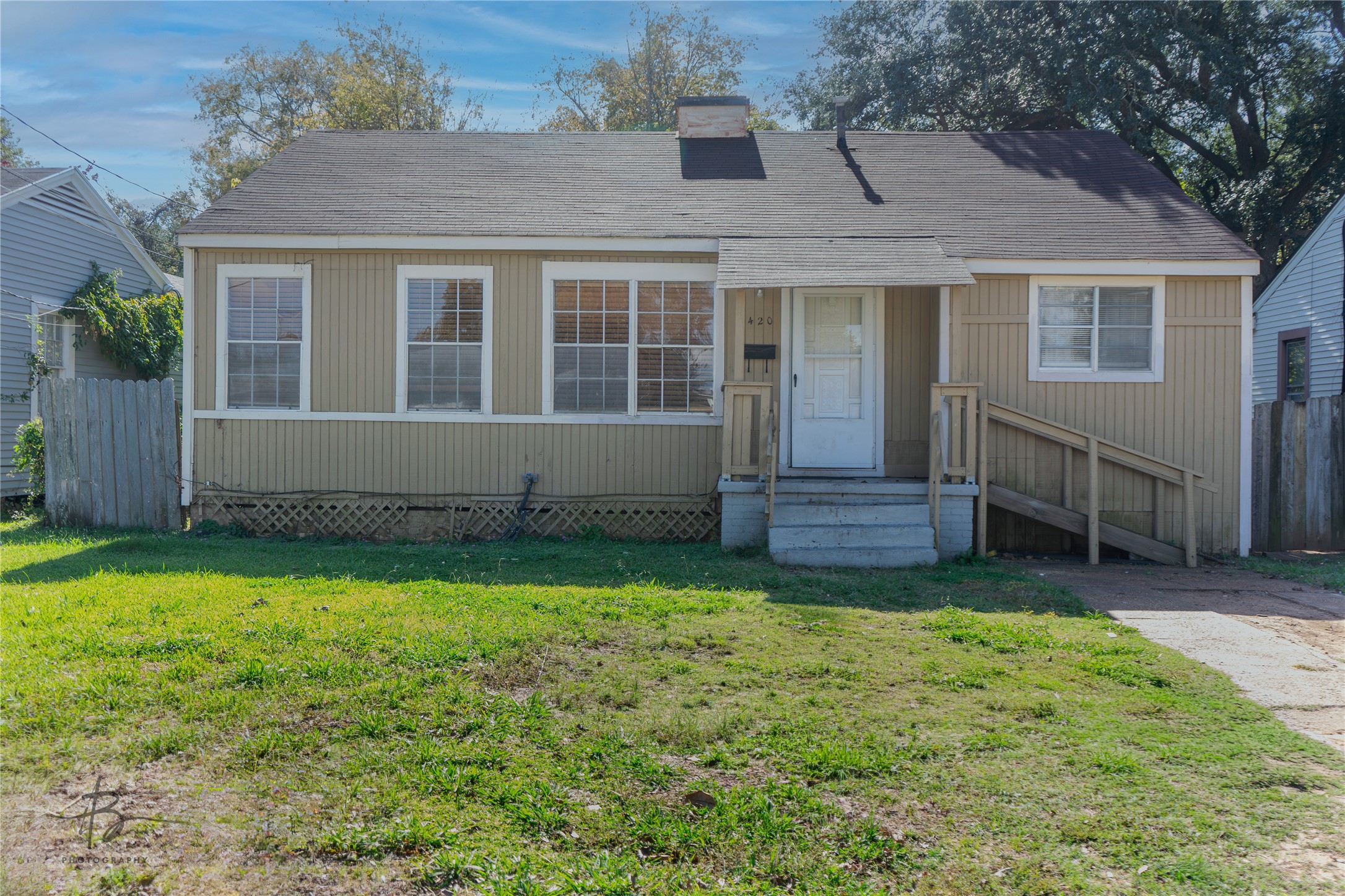 2420 Northside Drive