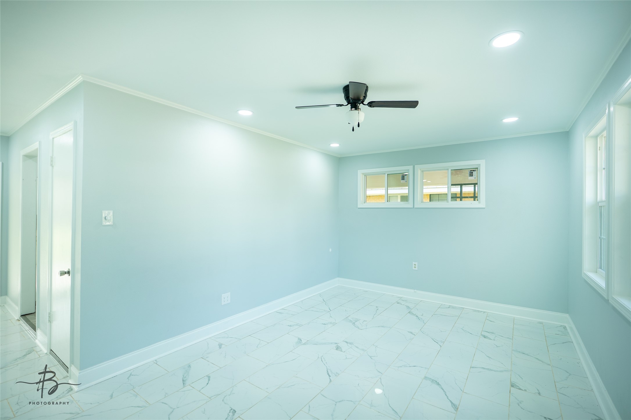 851 Martha Lane