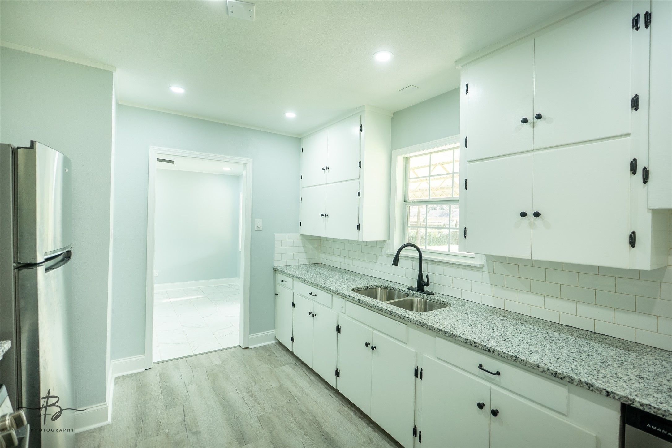 851 Martha Lane