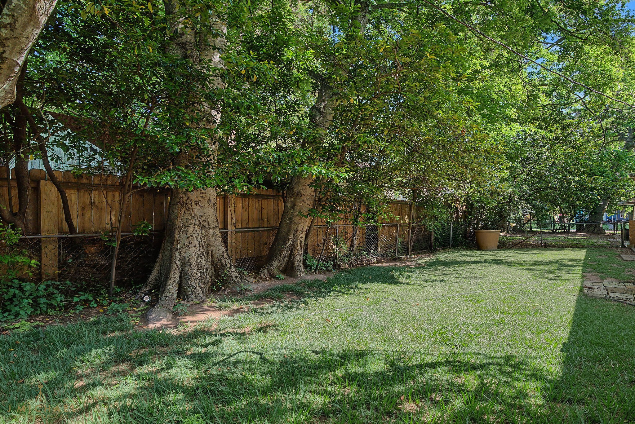 202 E Linden Street