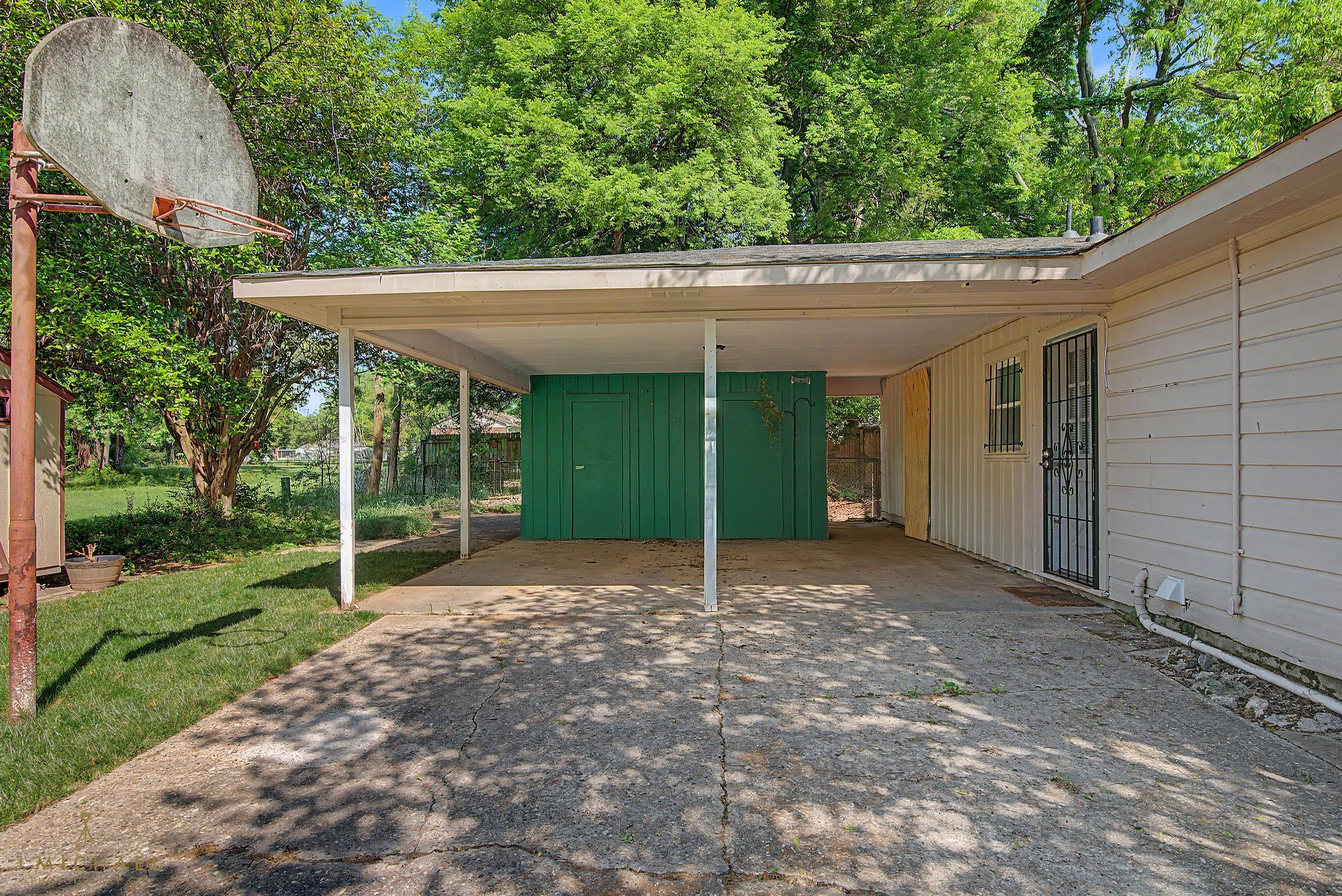 202 E Linden Street