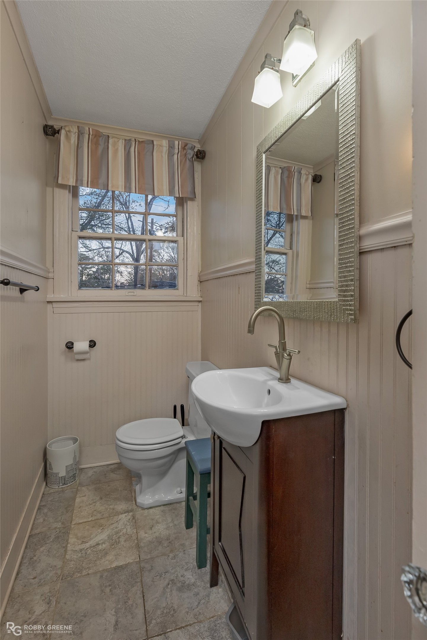 528 Dudley Drive