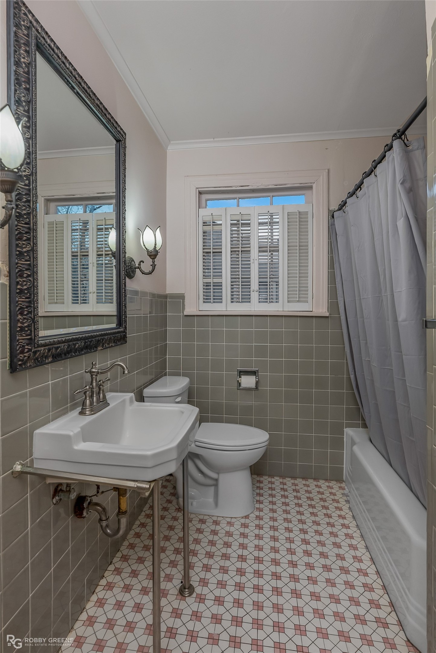 528 Dudley Drive