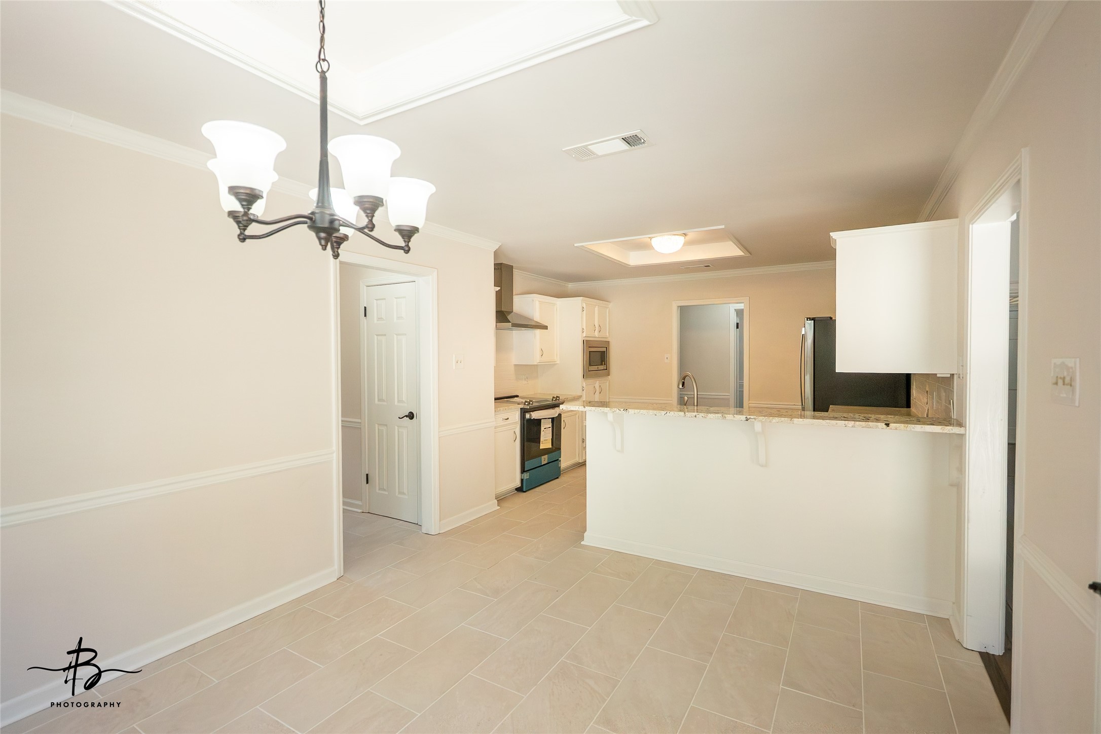 407 Ascot Court