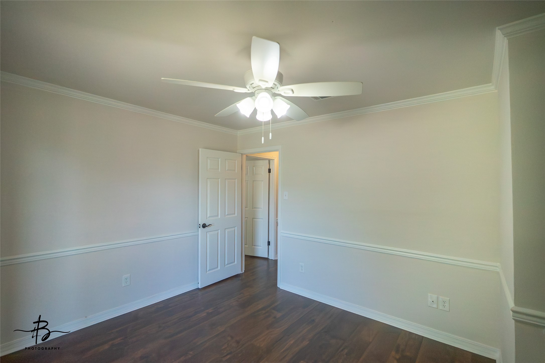 407 Ascot Court