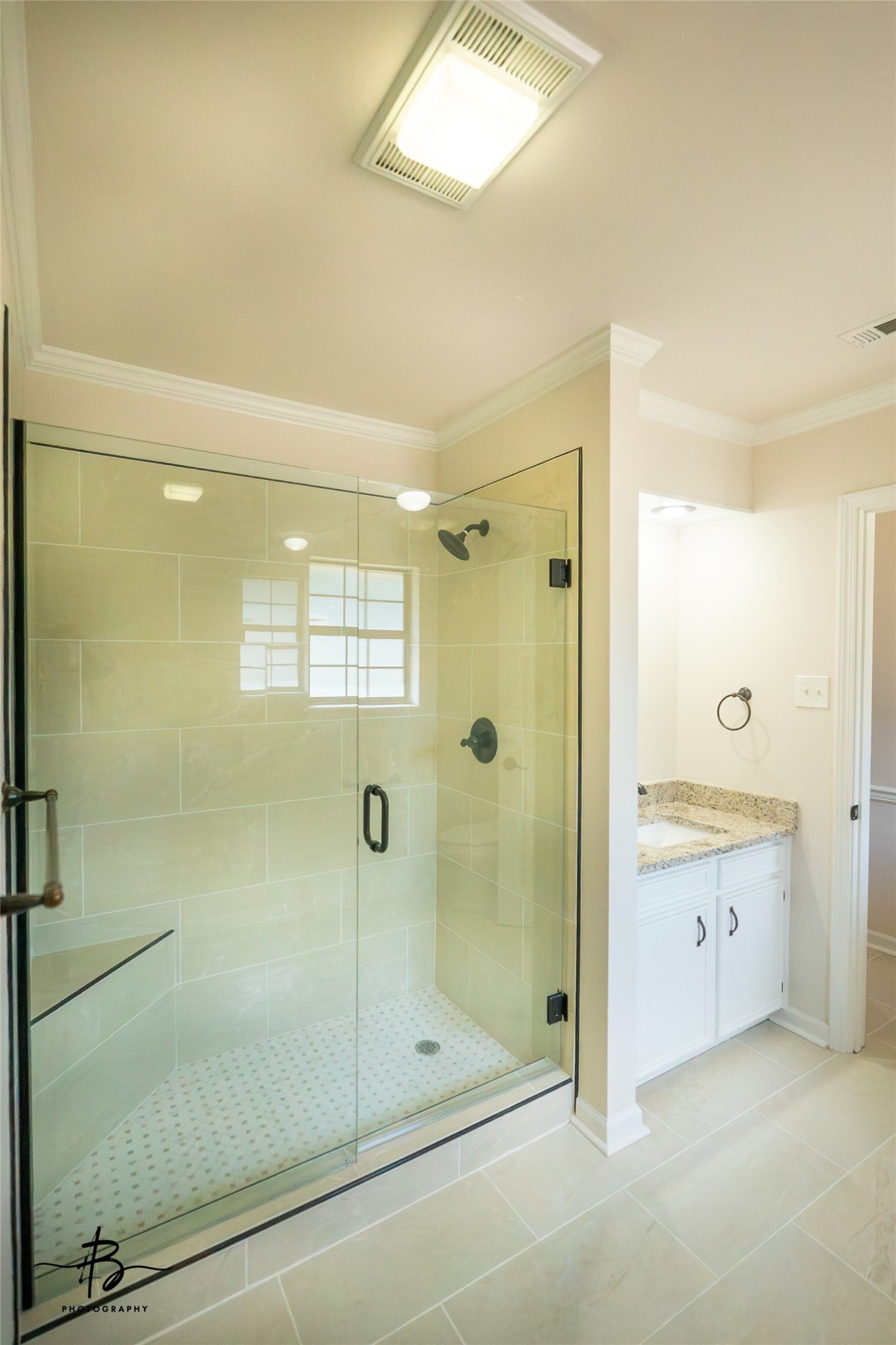 407 Ascot Court