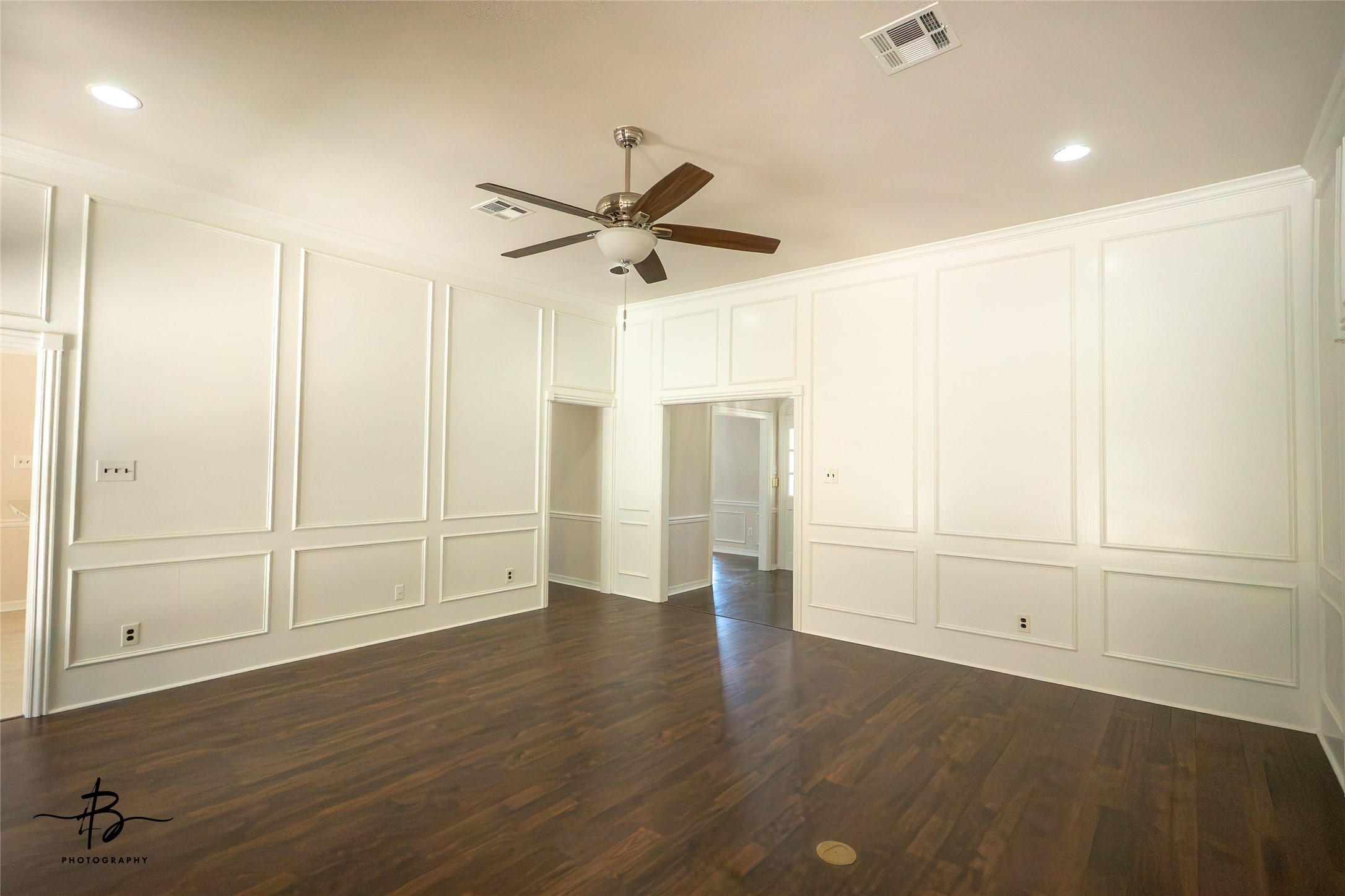 407 Ascot Court