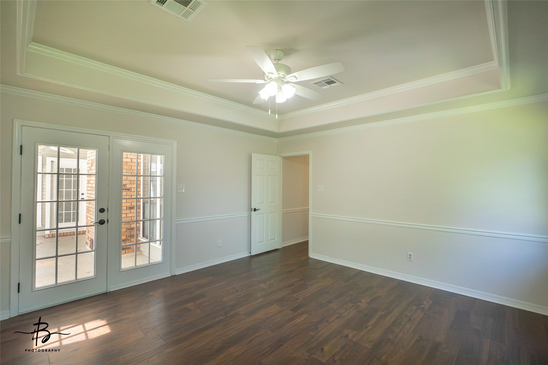 407 Ascot Court