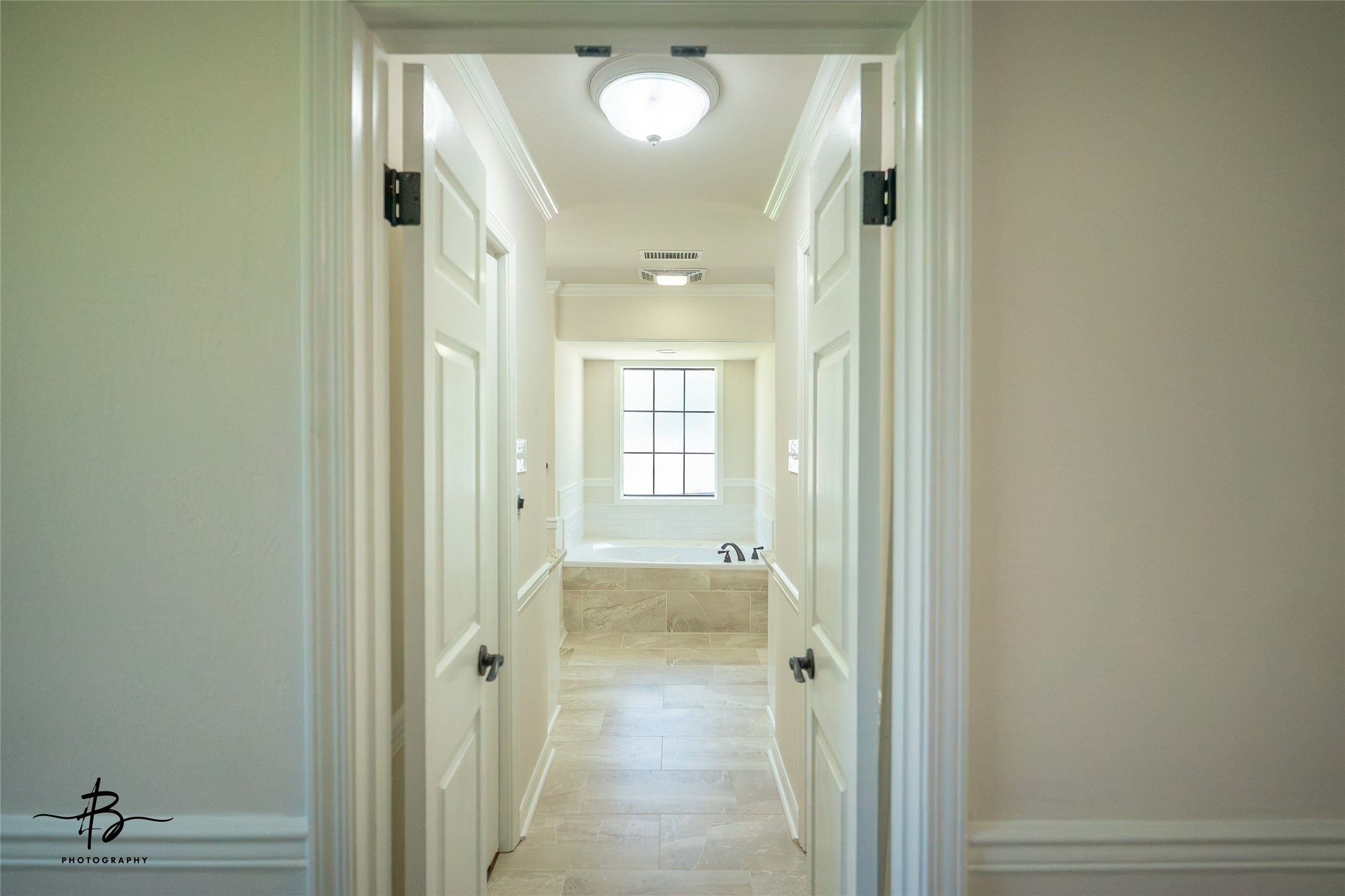 407 Ascot Court