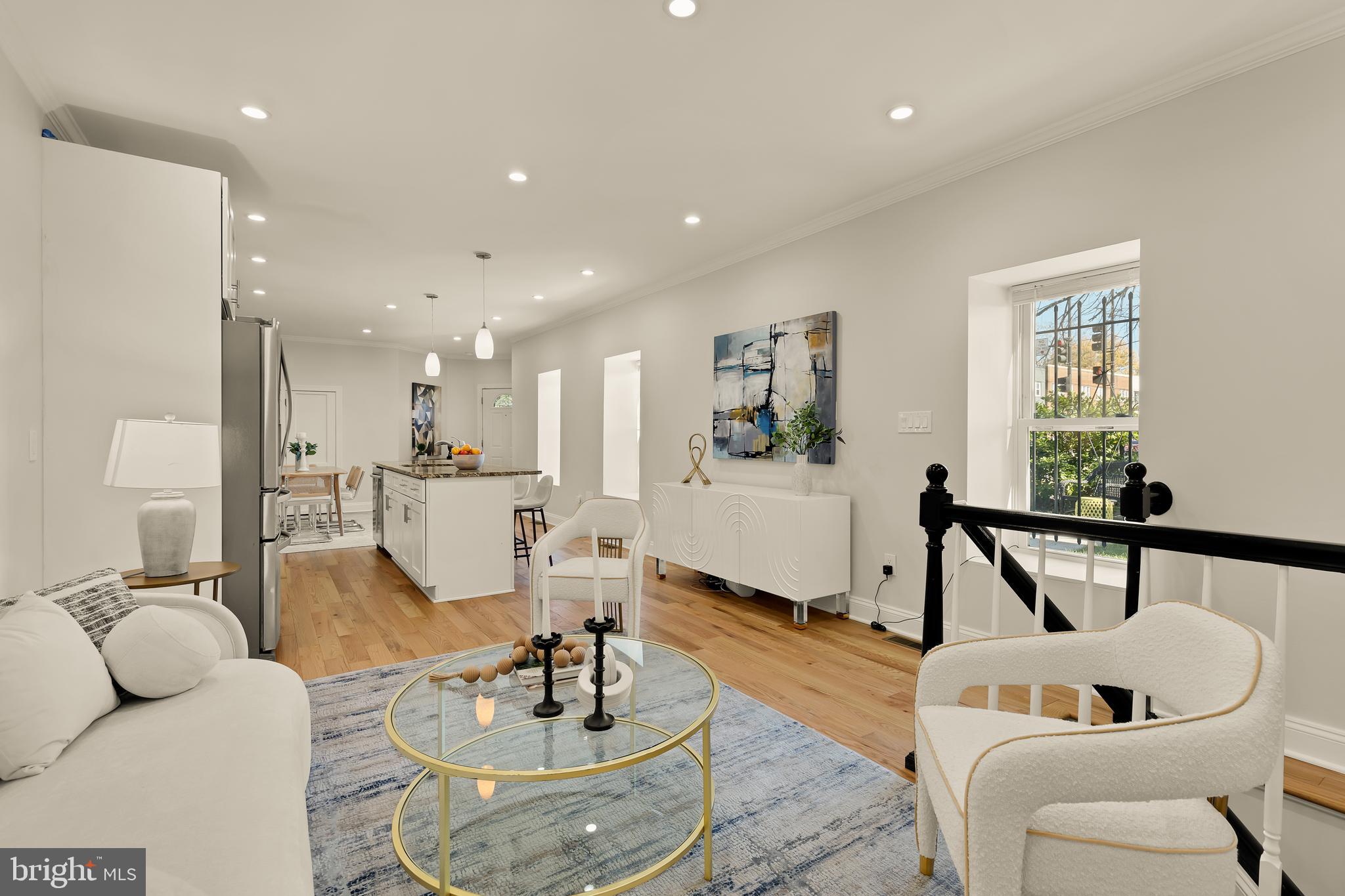 1671 GALES STREET NE 1