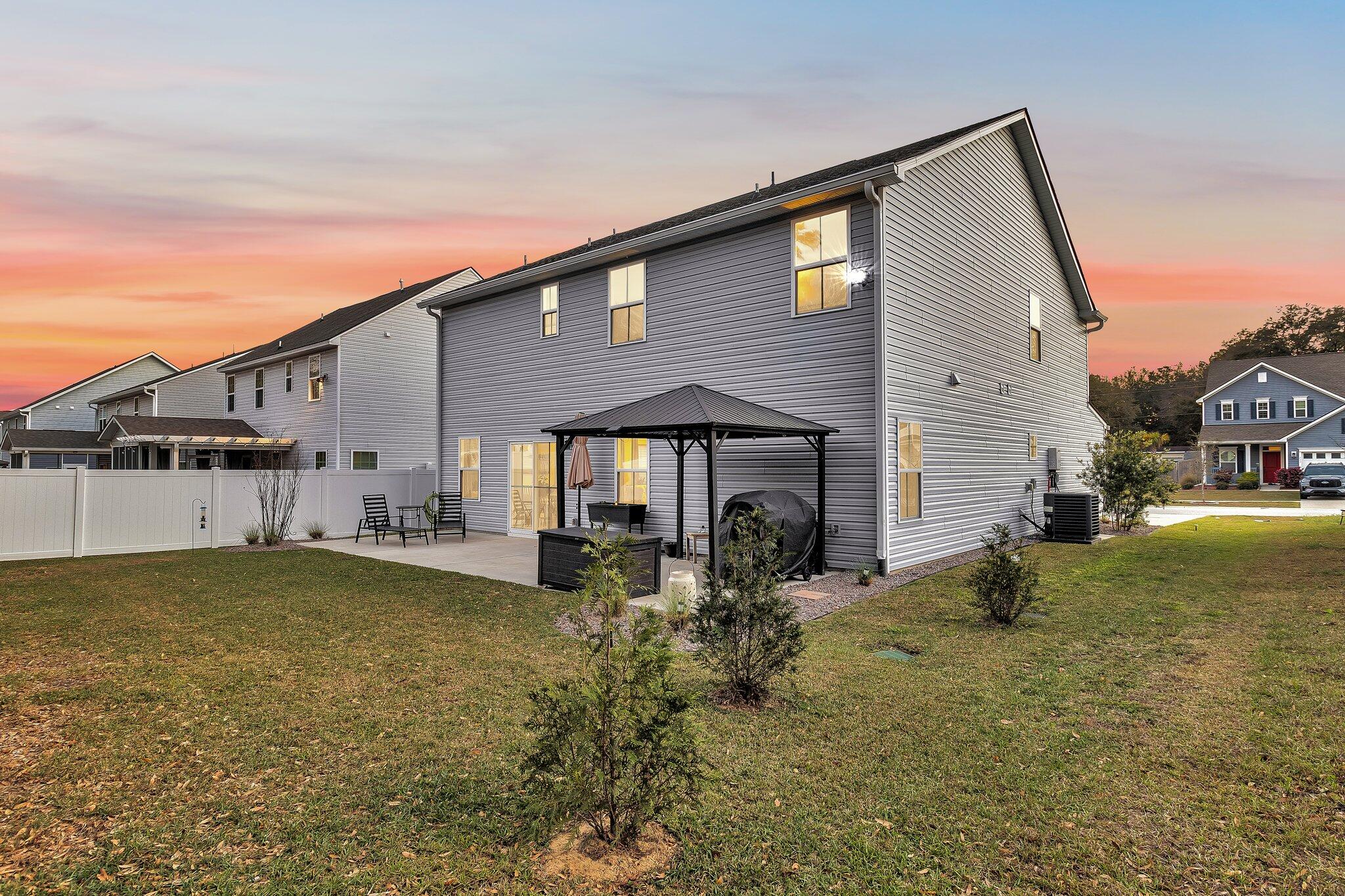 134 Country Oaks Lane