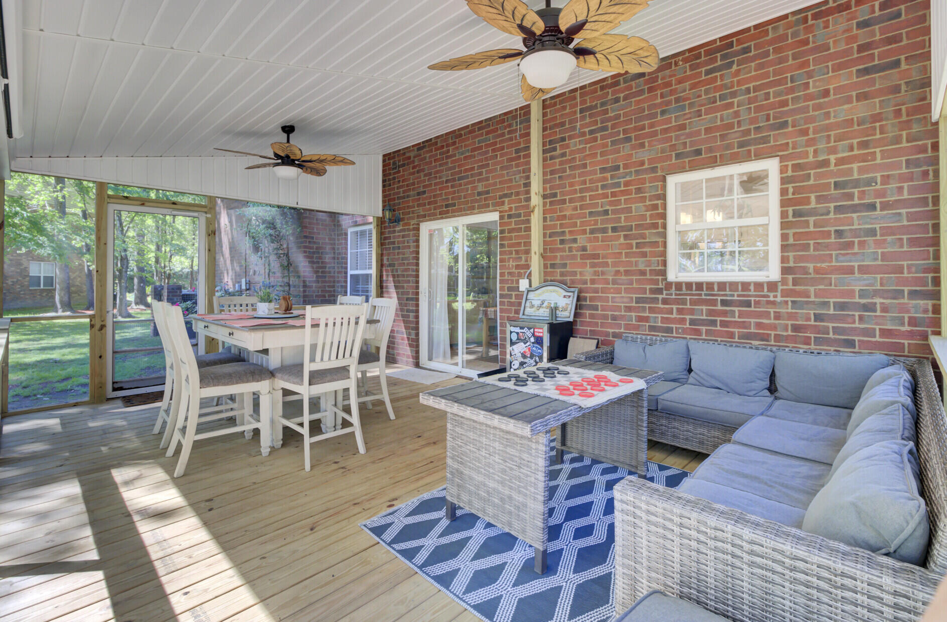 123 Dasharon Lane