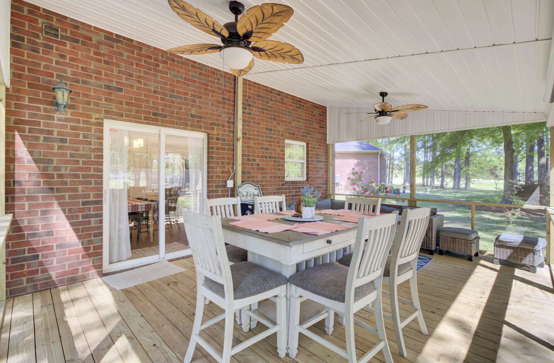 123 Dasharon Lane