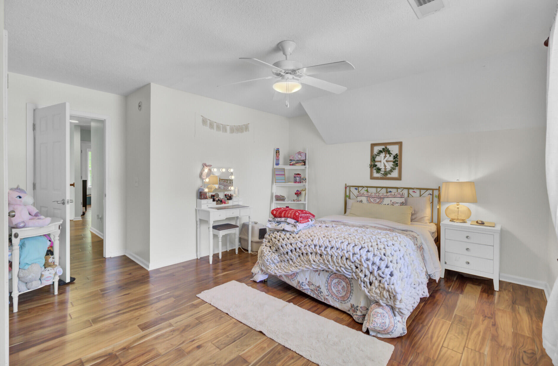 123 Dasharon Lane
