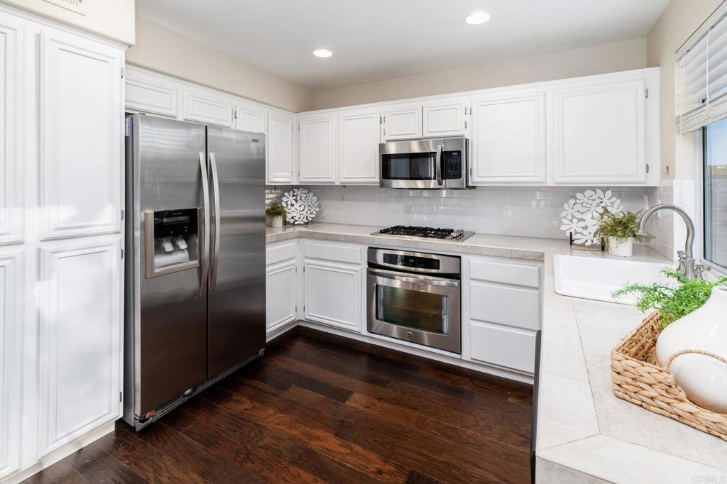 3362 Edgeview