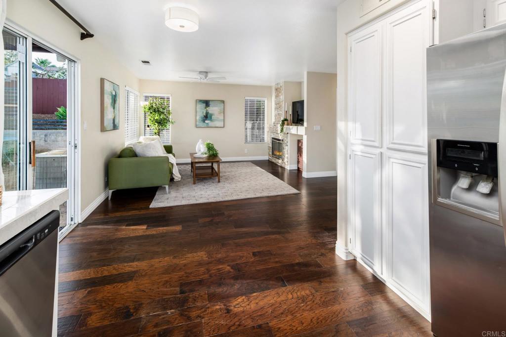 3362 Edgeview