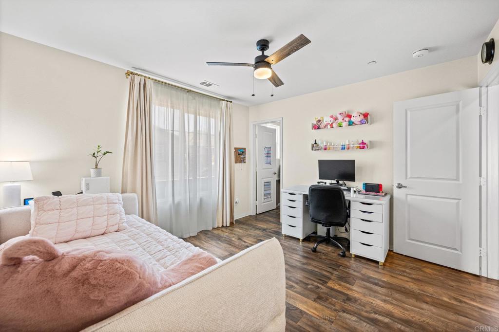 516 moonlight Drive