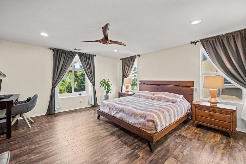 516 moonlight Drive
