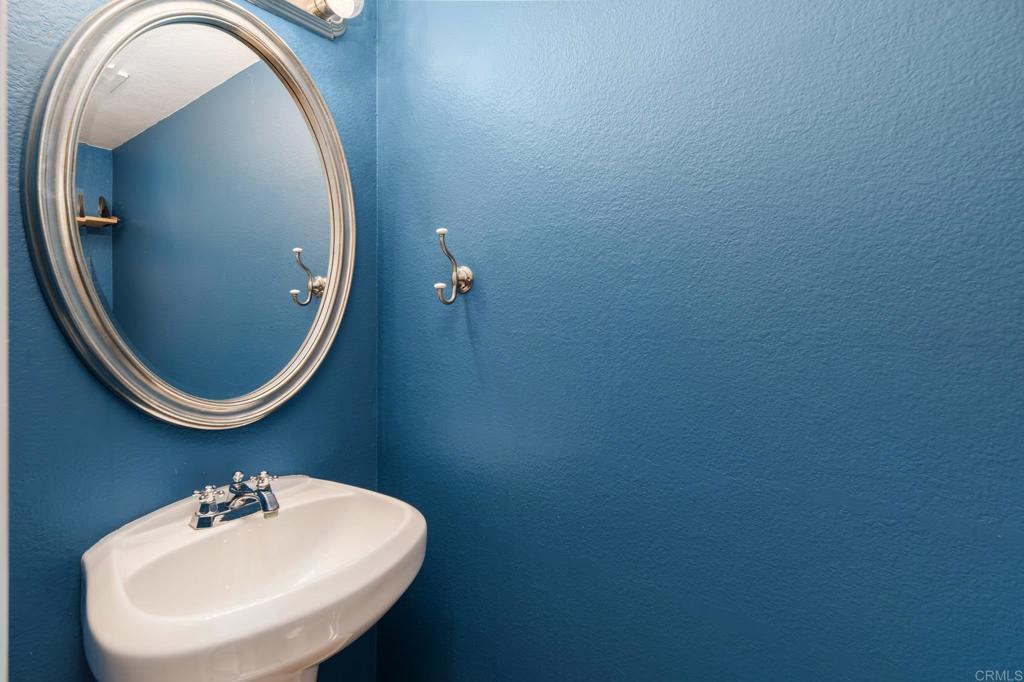 3362 Edgeview