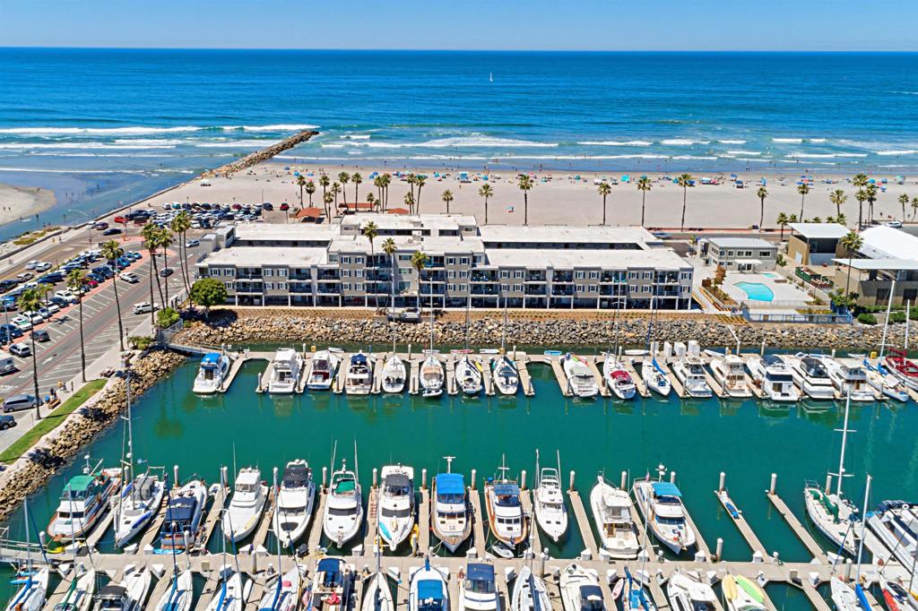 1202 N Pacific St 106B