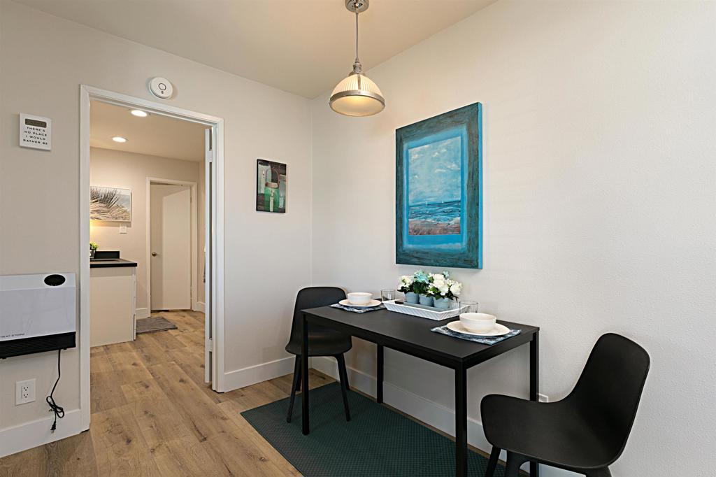 1202 N Pacific St 106B