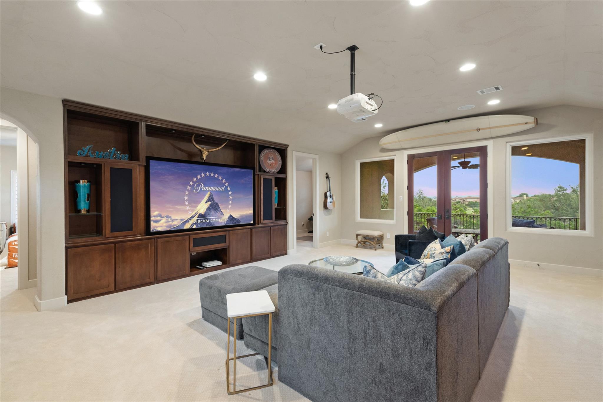 216 Golden Bear DR