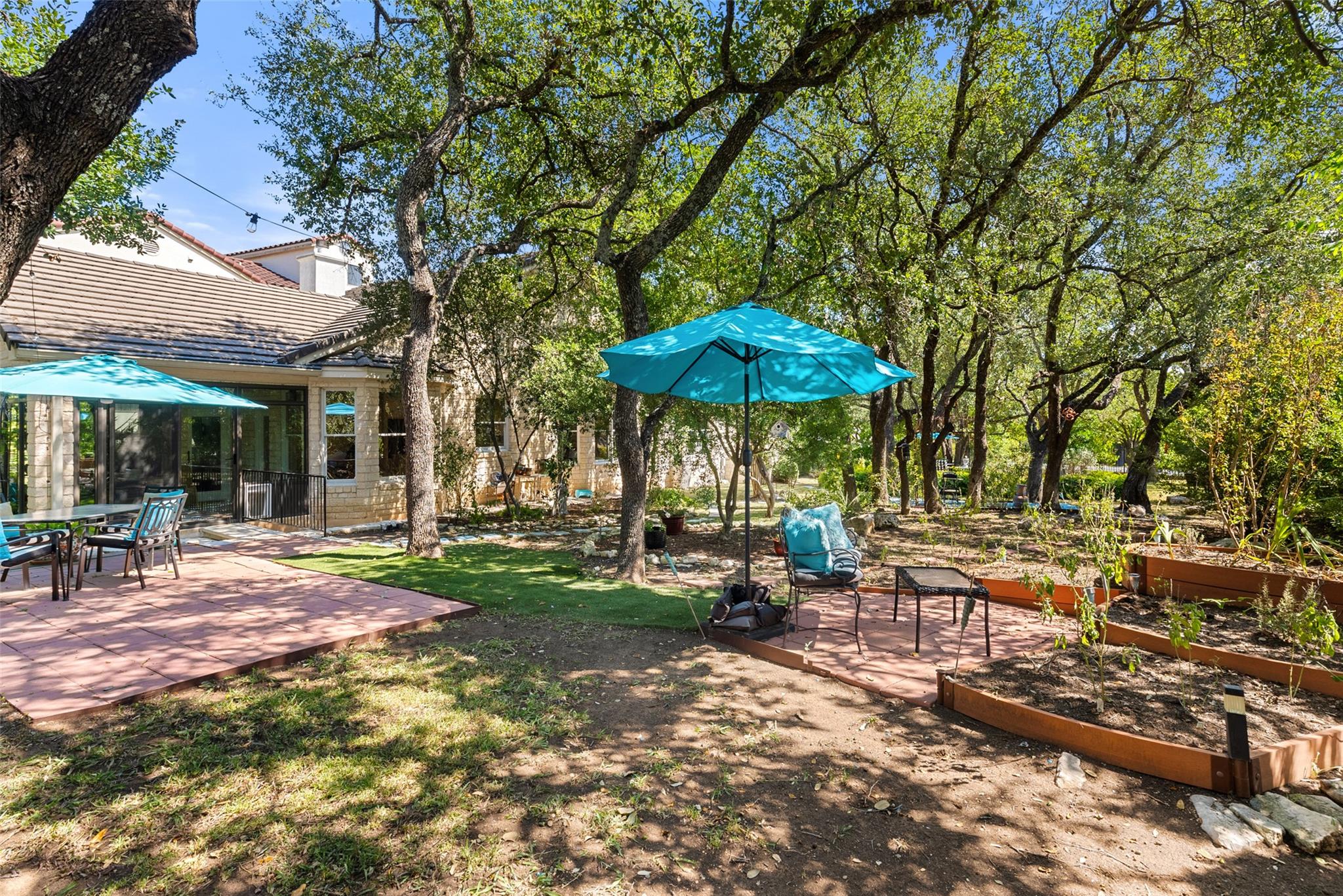 3 Grapewood CT