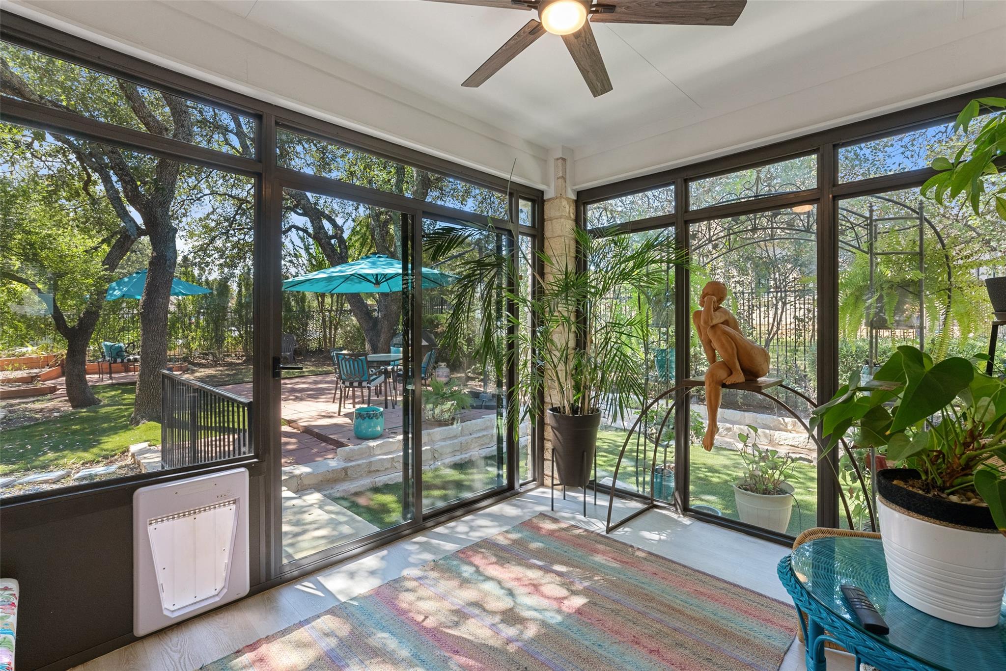 3 Grapewood CT