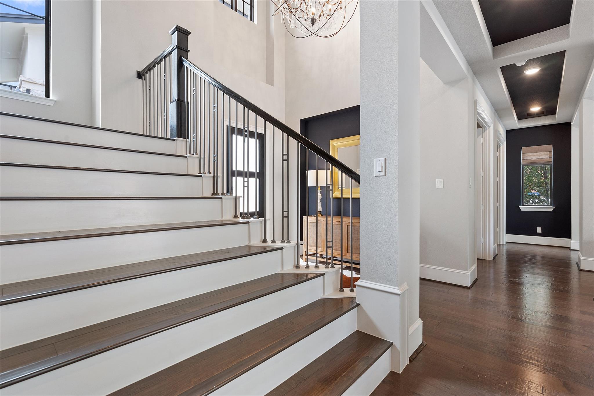 105 Bisset CT