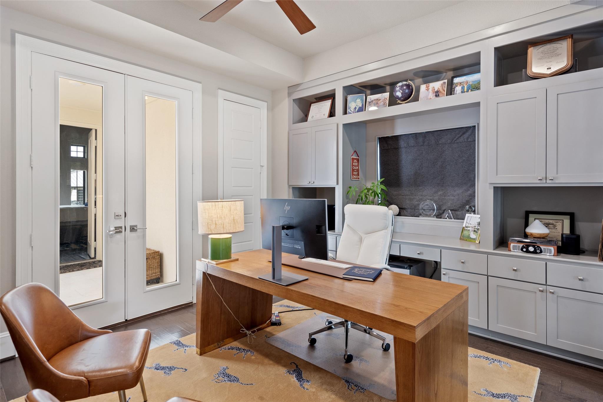 105 Bisset CT