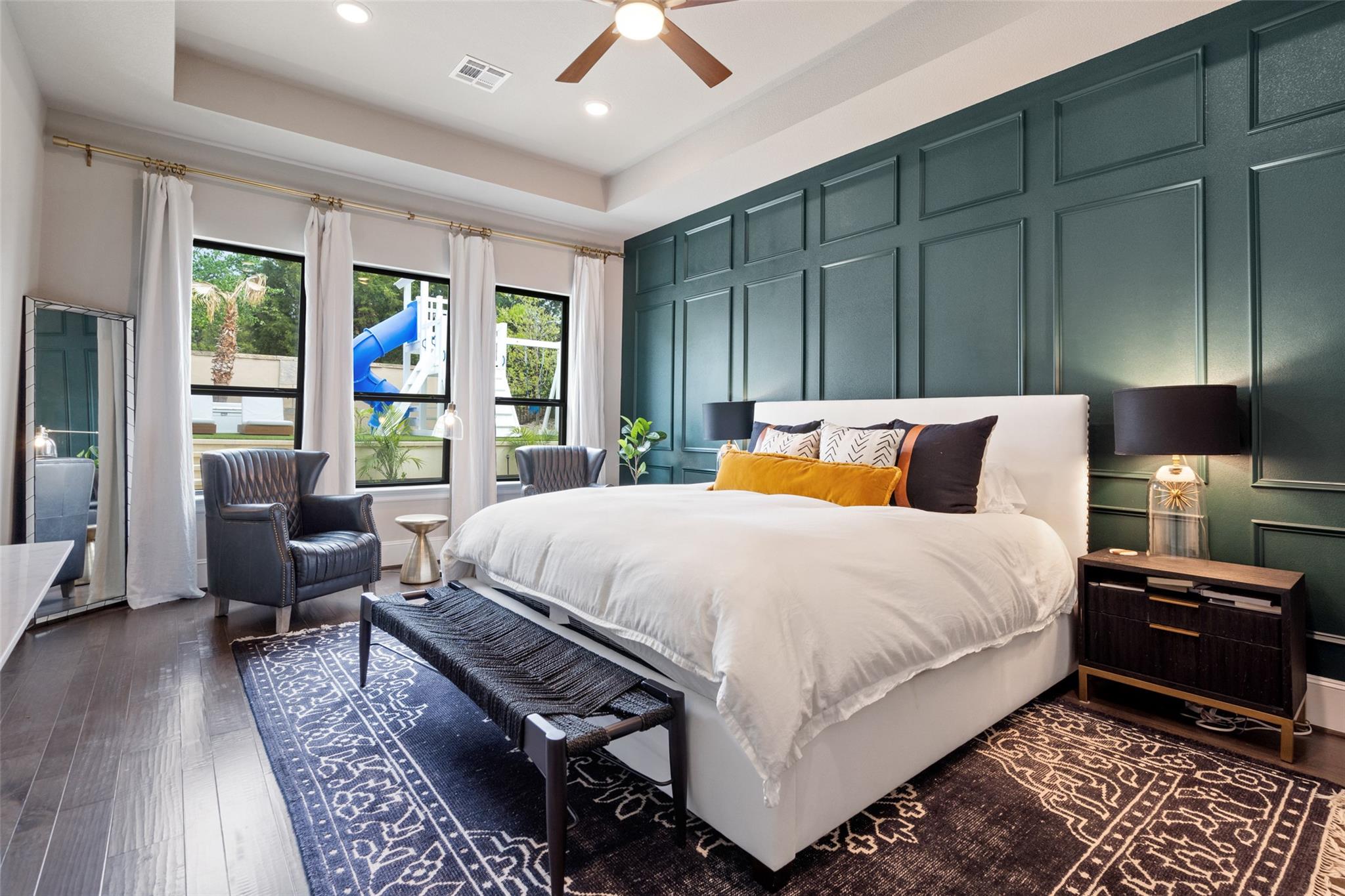 105 Bisset CT