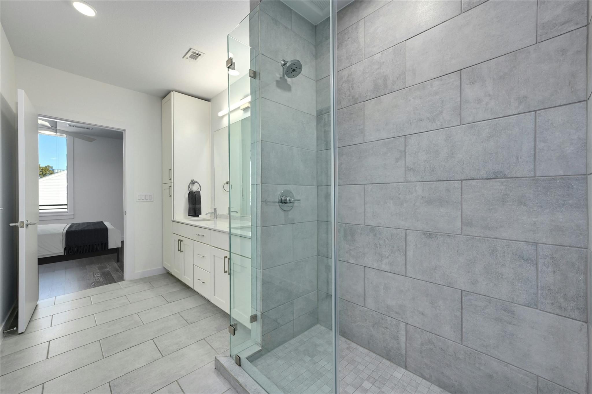 900 S 1st ST # 403