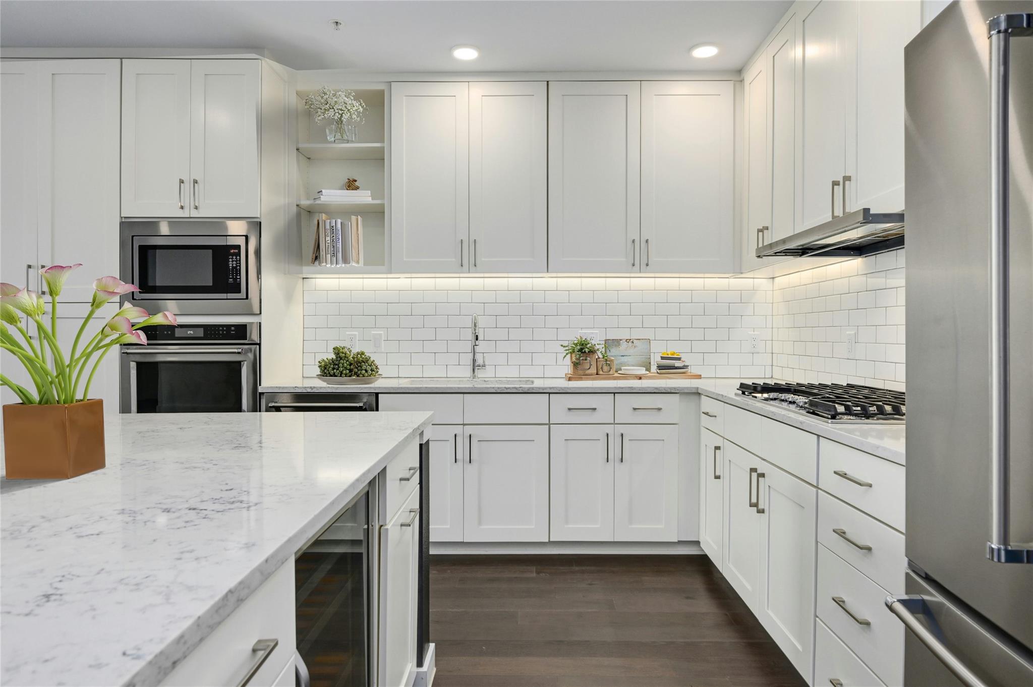 900 S 1st ST # 403