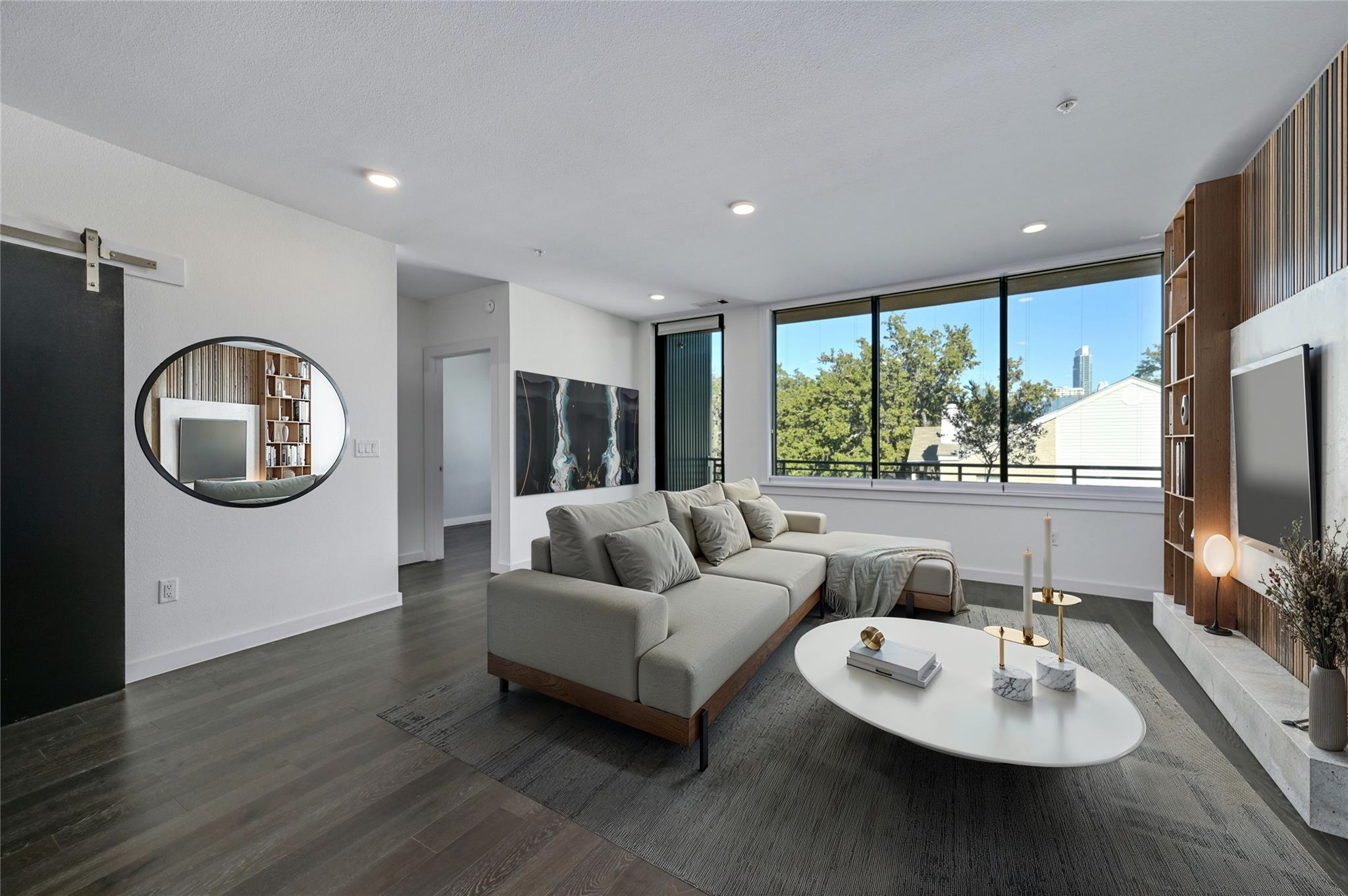 900 S 1st ST # 403
