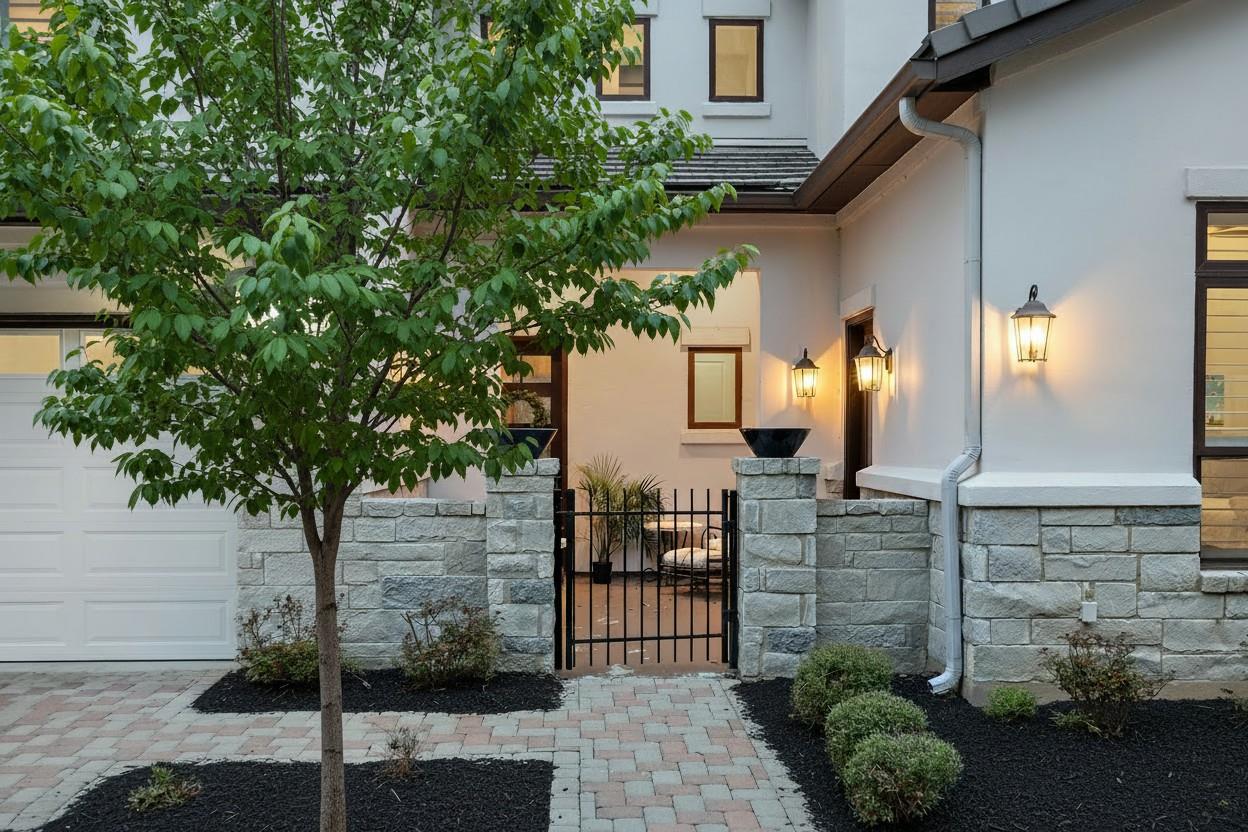 107 Cascading Waters PL