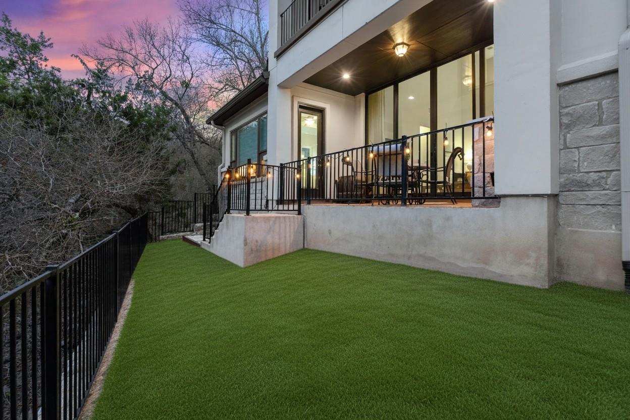 107 Cascading Waters PL