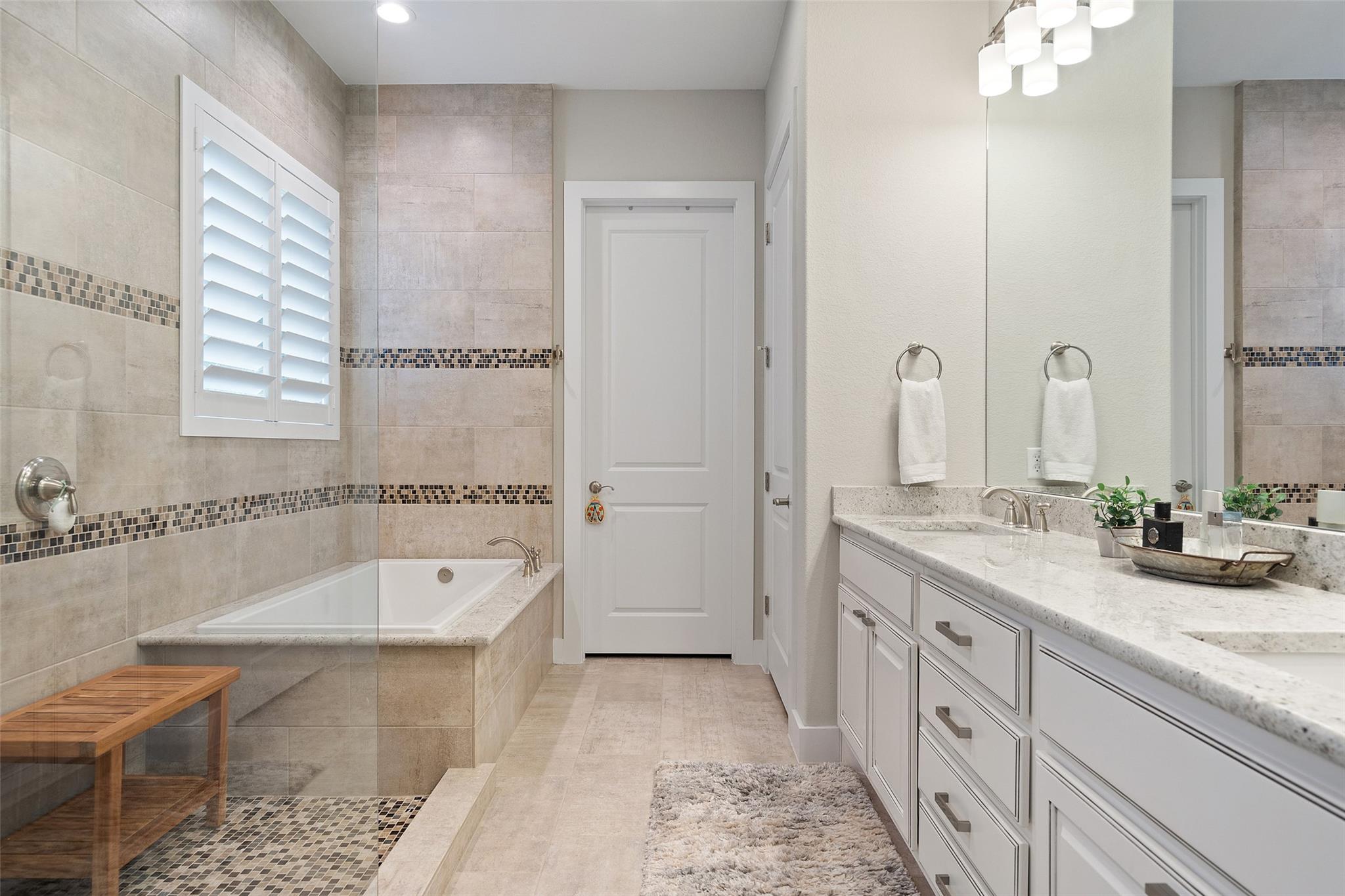 107 Cascading Waters PL