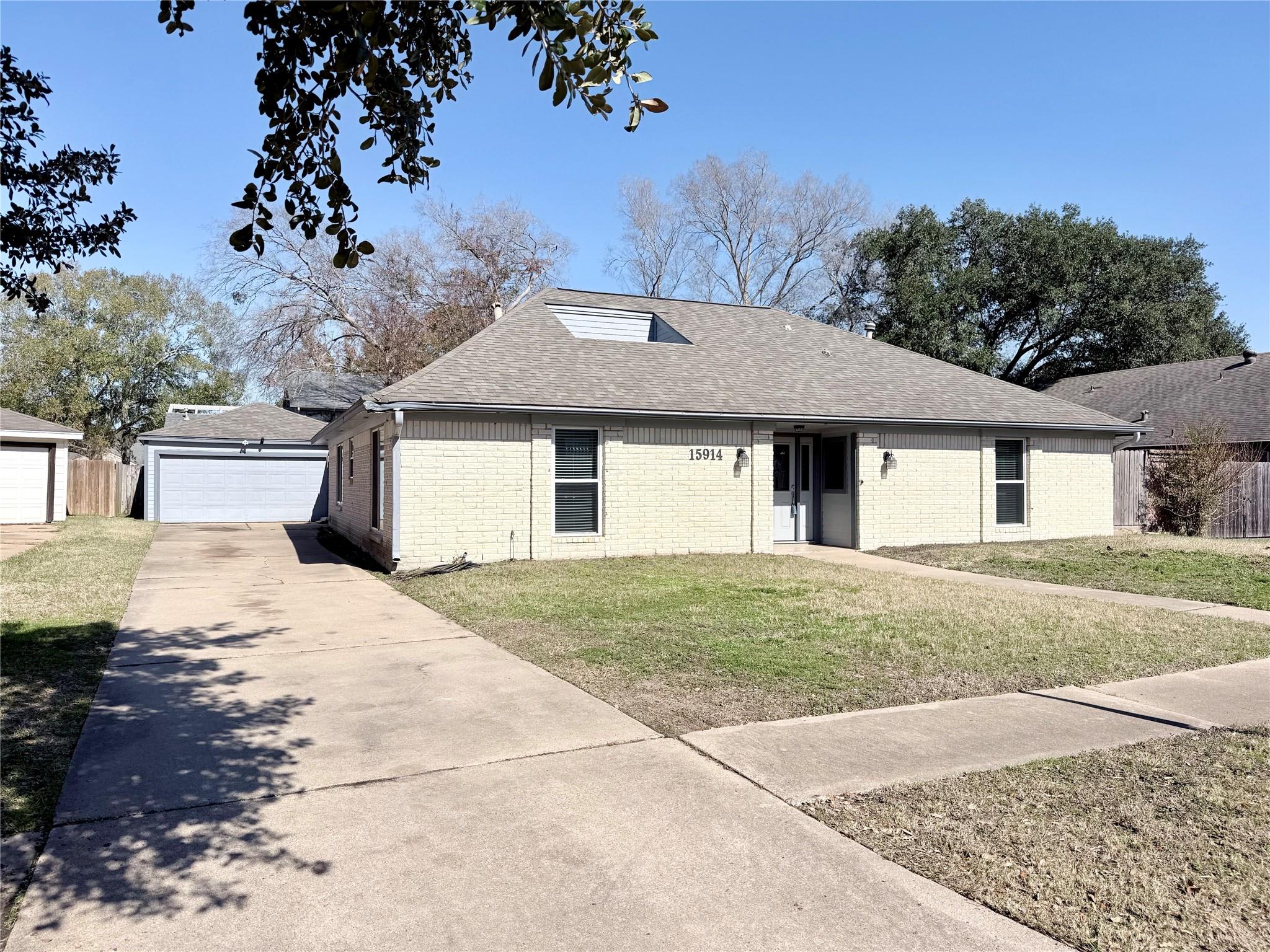 15914 Mill Hollow Drive