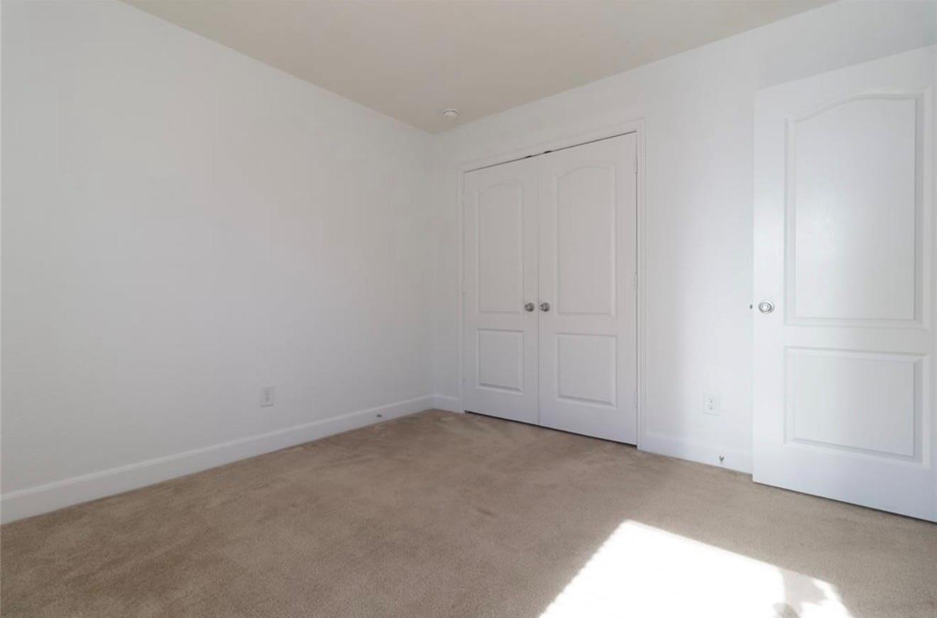 20623 Pioneer Oak Ln