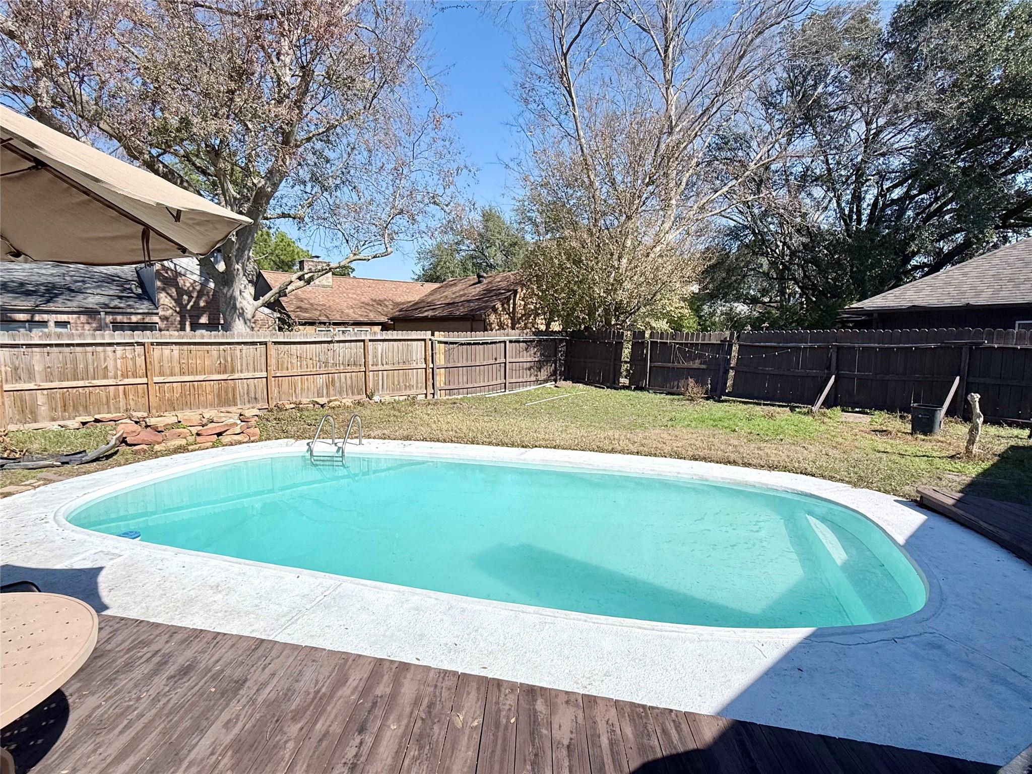 15914 Mill Hollow Drive