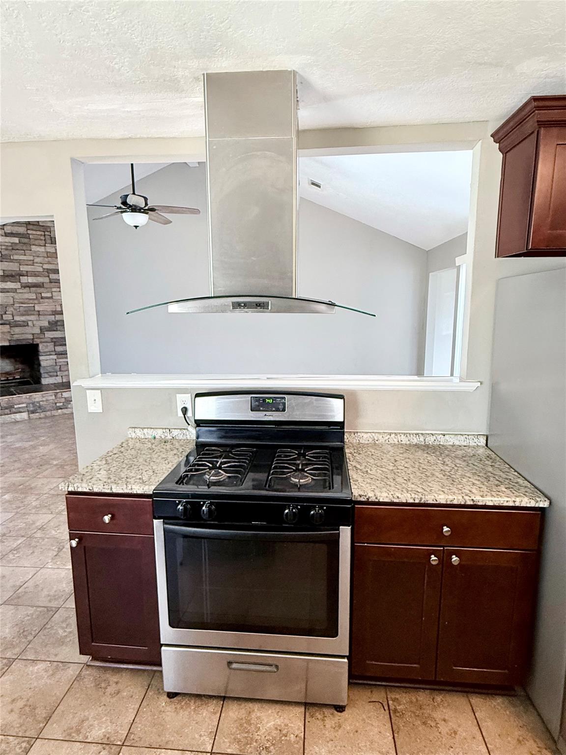 15914 Mill Hollow Drive