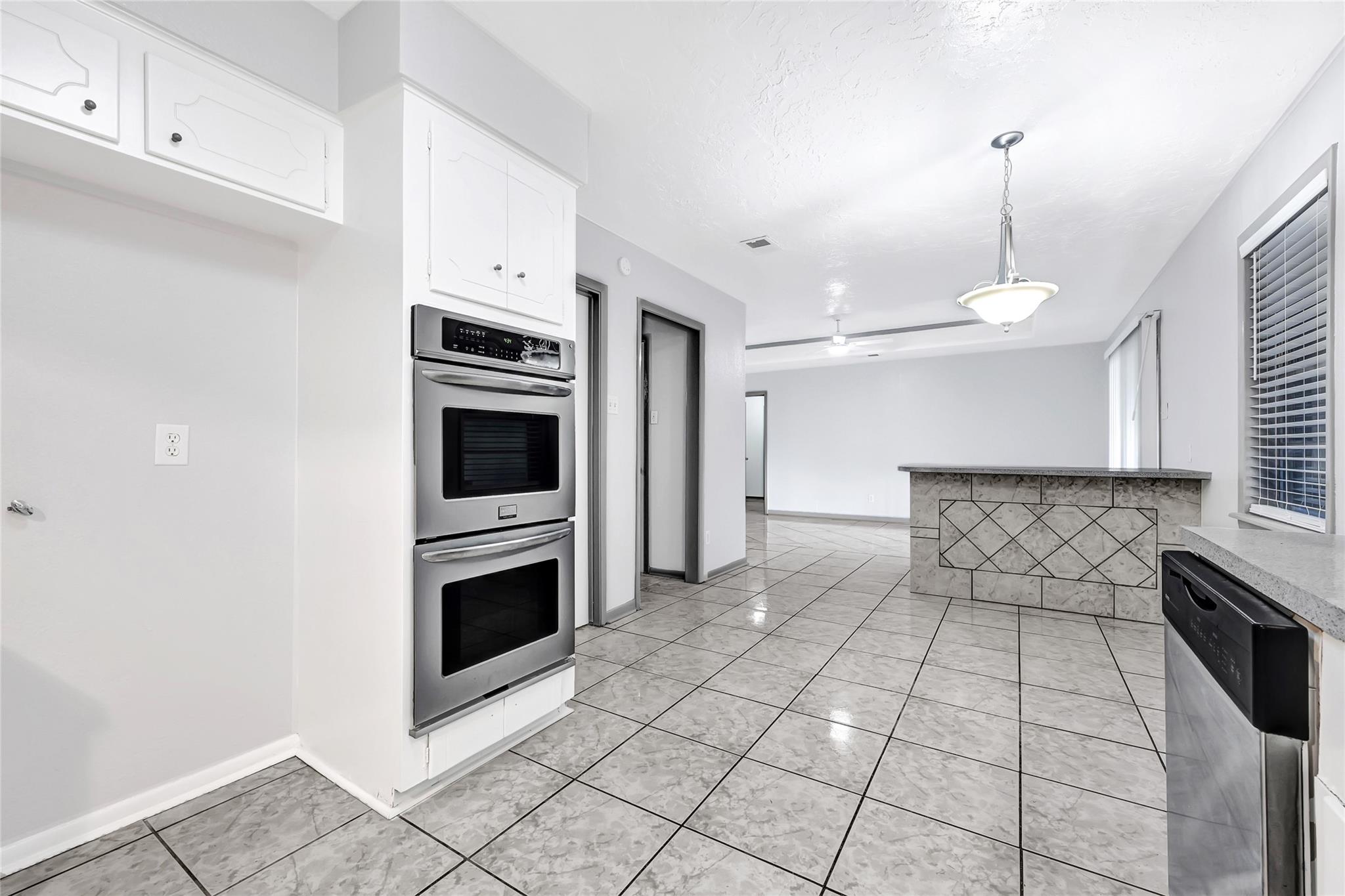 619 Rocky Mountain Drive