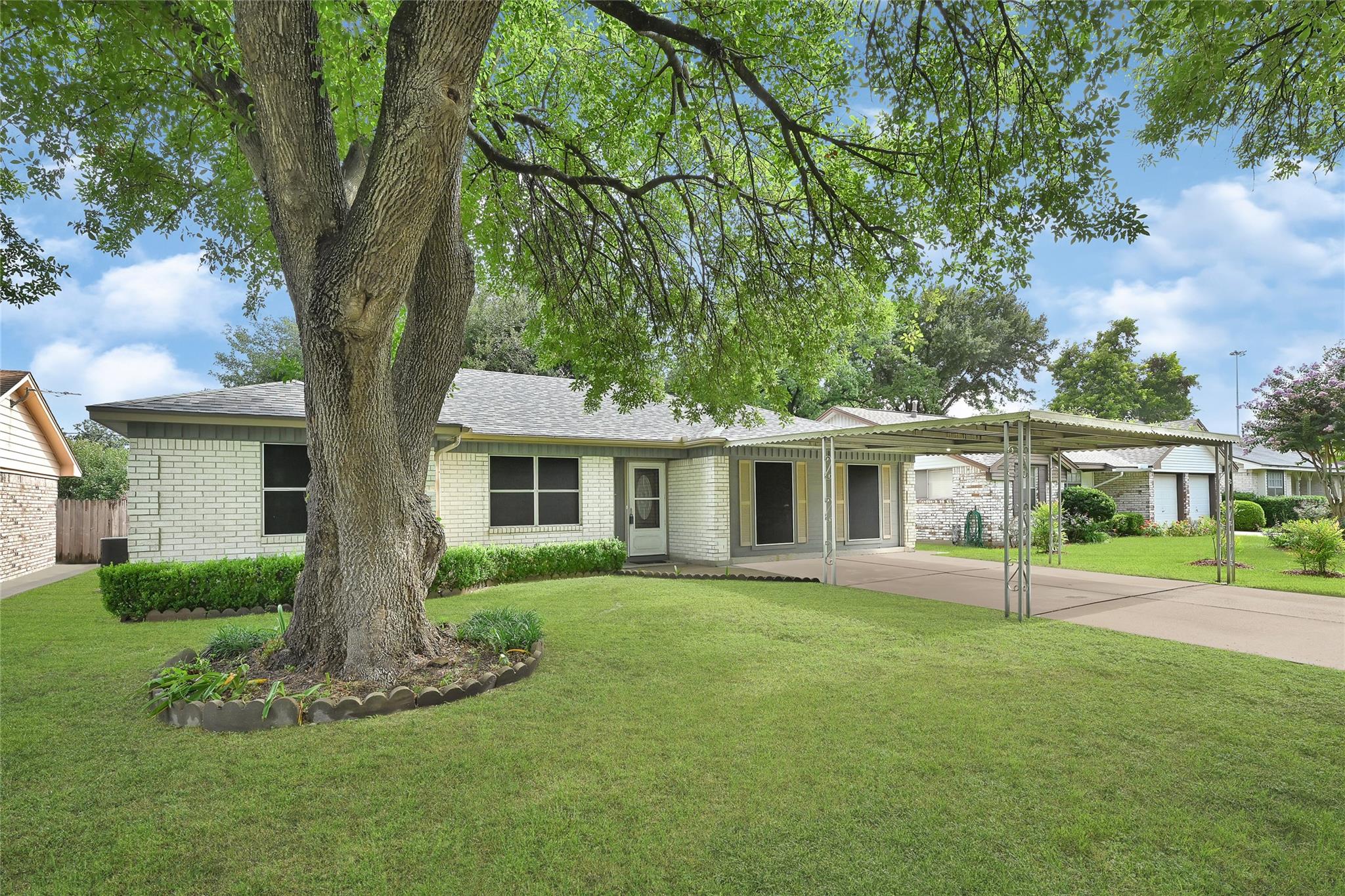 619 Rocky Mountain Drive