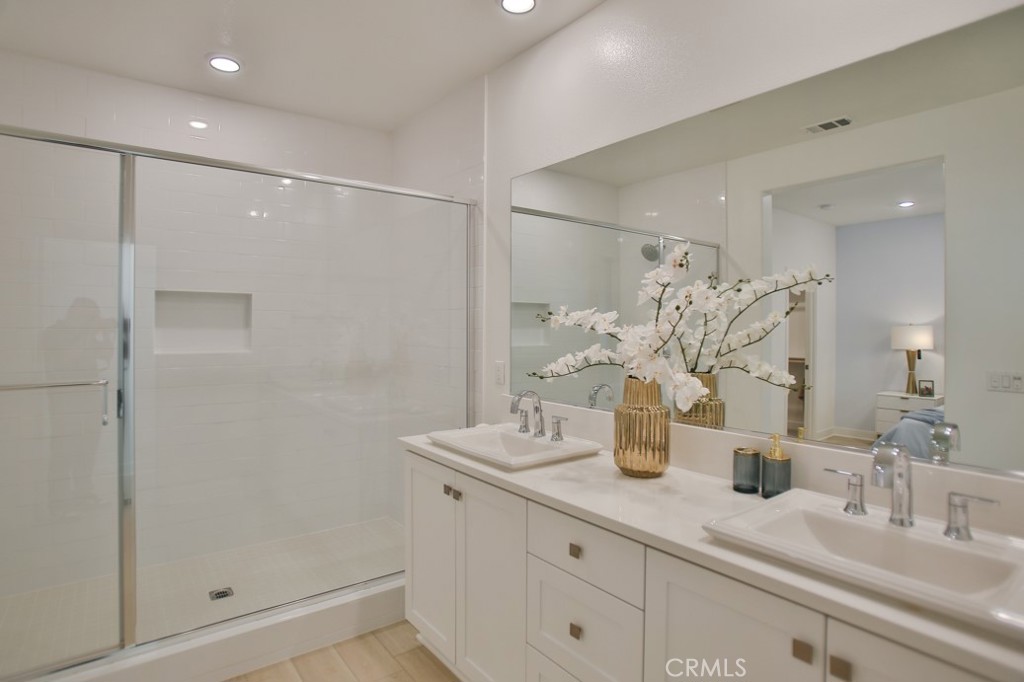 1878 S Westside Drive 44