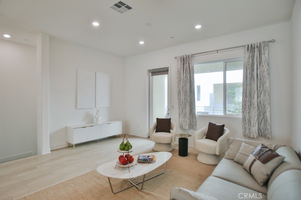 1878 S Westside Drive 44